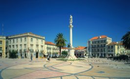 Main square in Setubal. Photo by Jose Manuel. Turismo de Portugal