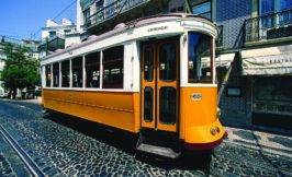 Tramway-lisbon.-Photo-by-Jose-Manuel.-Turismo-de-Portugal.