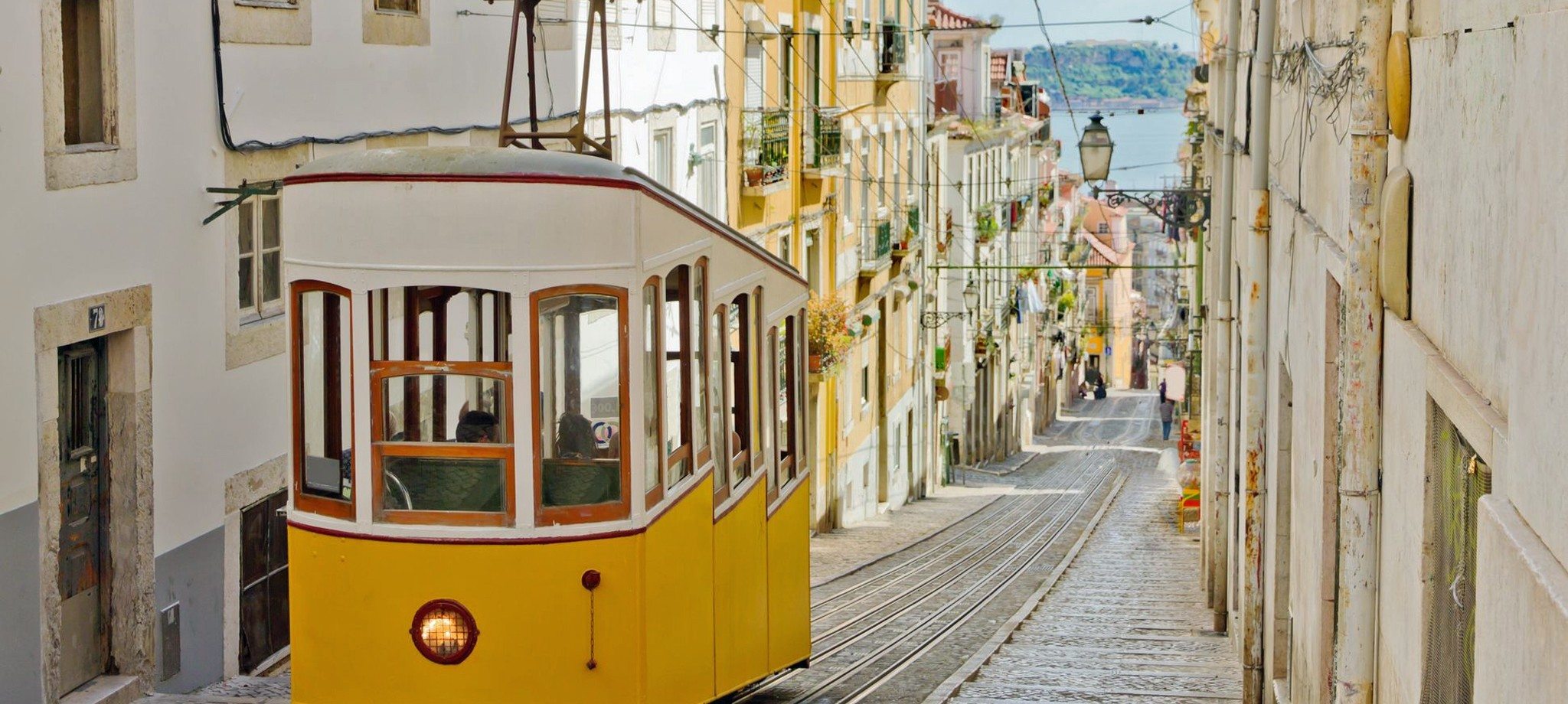 How to Ride Tram 28 in Lisbon