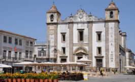 Evora Cathedral - Portugal blog and news | Portugal.com