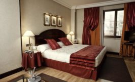 Sercotel Gran Hotel Conde Duque bedroom | Portugal.com