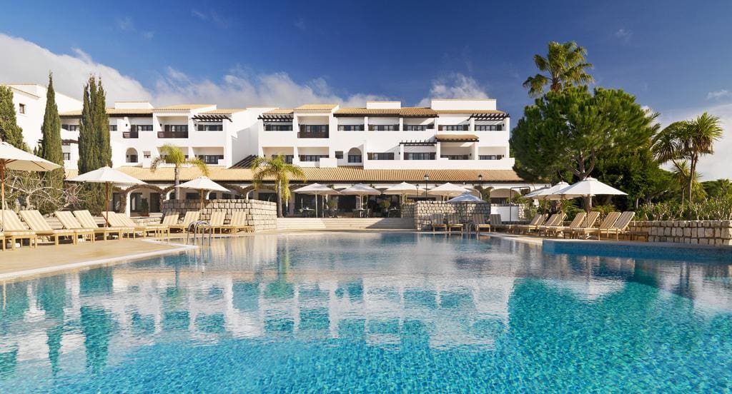 Sheraton Pine Cliff