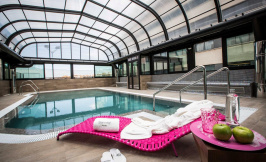 gran hotel luna granada indoor pool