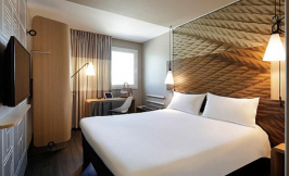 hotel ibis porto gaia guestroom