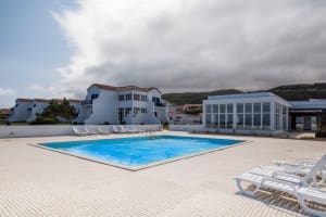 hotel ocidental flroes pool