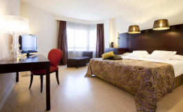 hotel hesperia sevilla seville spain guestroom